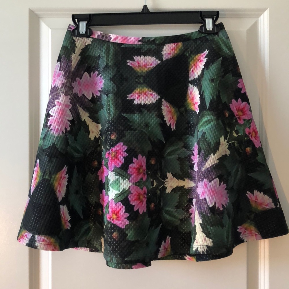 Ted Baker Floral Skater Pockets Skirt size 1 NWOT - Picture 2 of 8